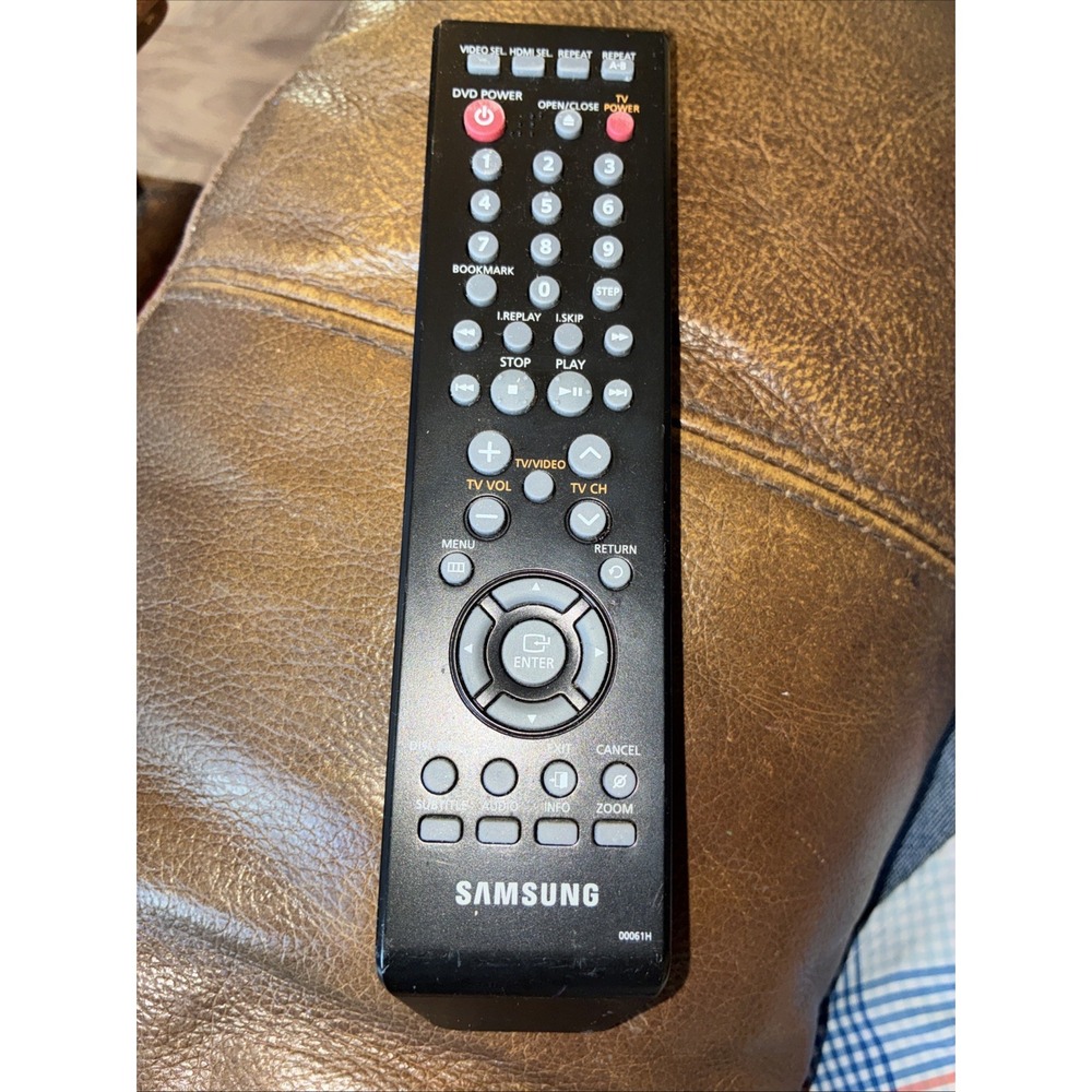 Genuine Samsung Remote Control 00061H DVD